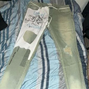 Lifted Anchor distressed jeans ft Cherubs Graphic Sz
40 New with tags